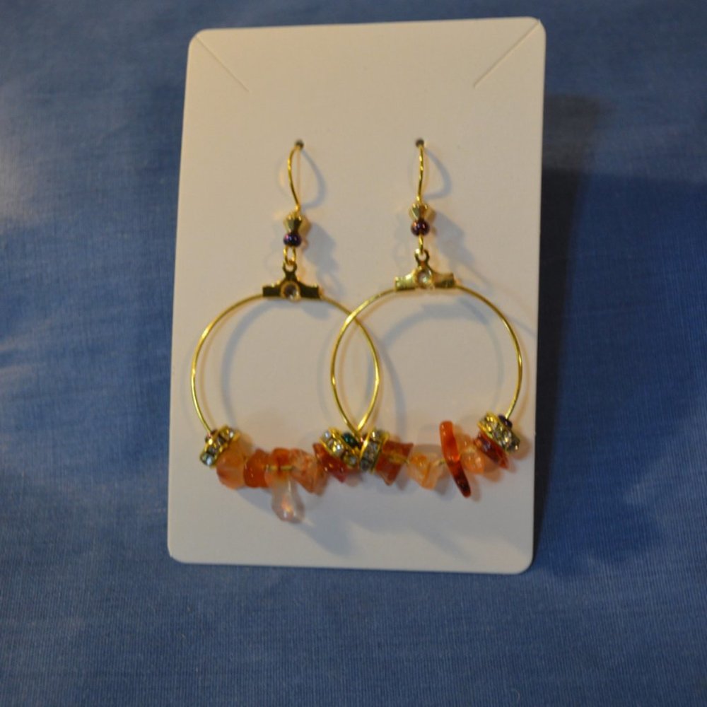 Handmade Natural Gem Stones Beads Plated Gold Hanging Earrings (2.5")